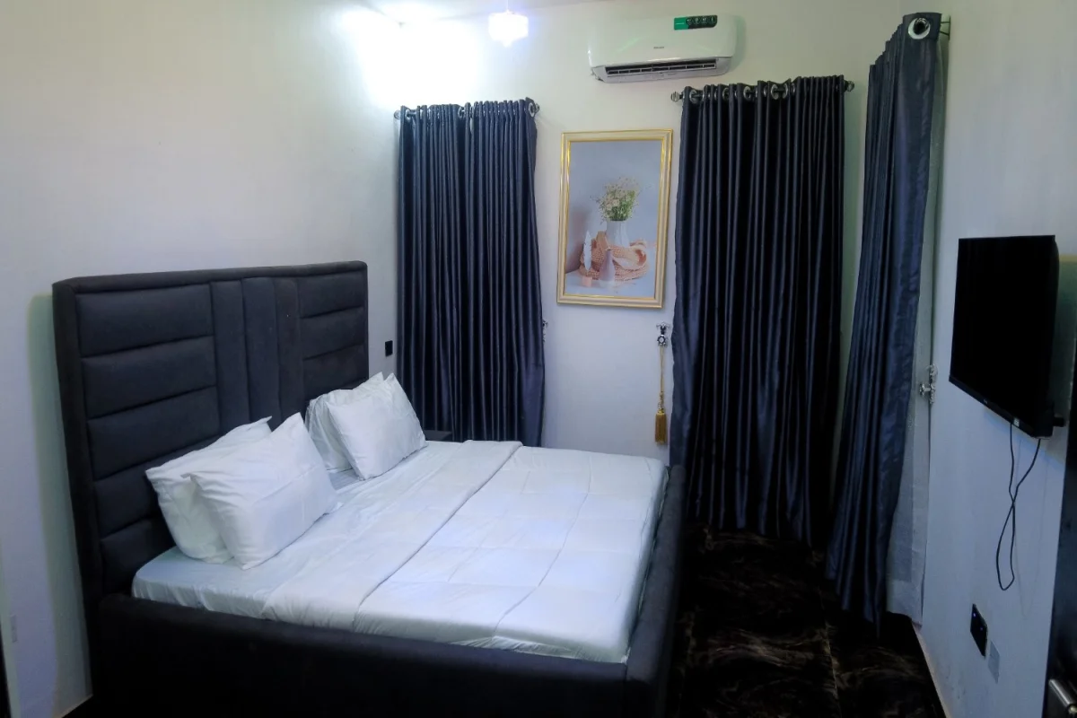 Tindal Winnipeg 1 bedroom