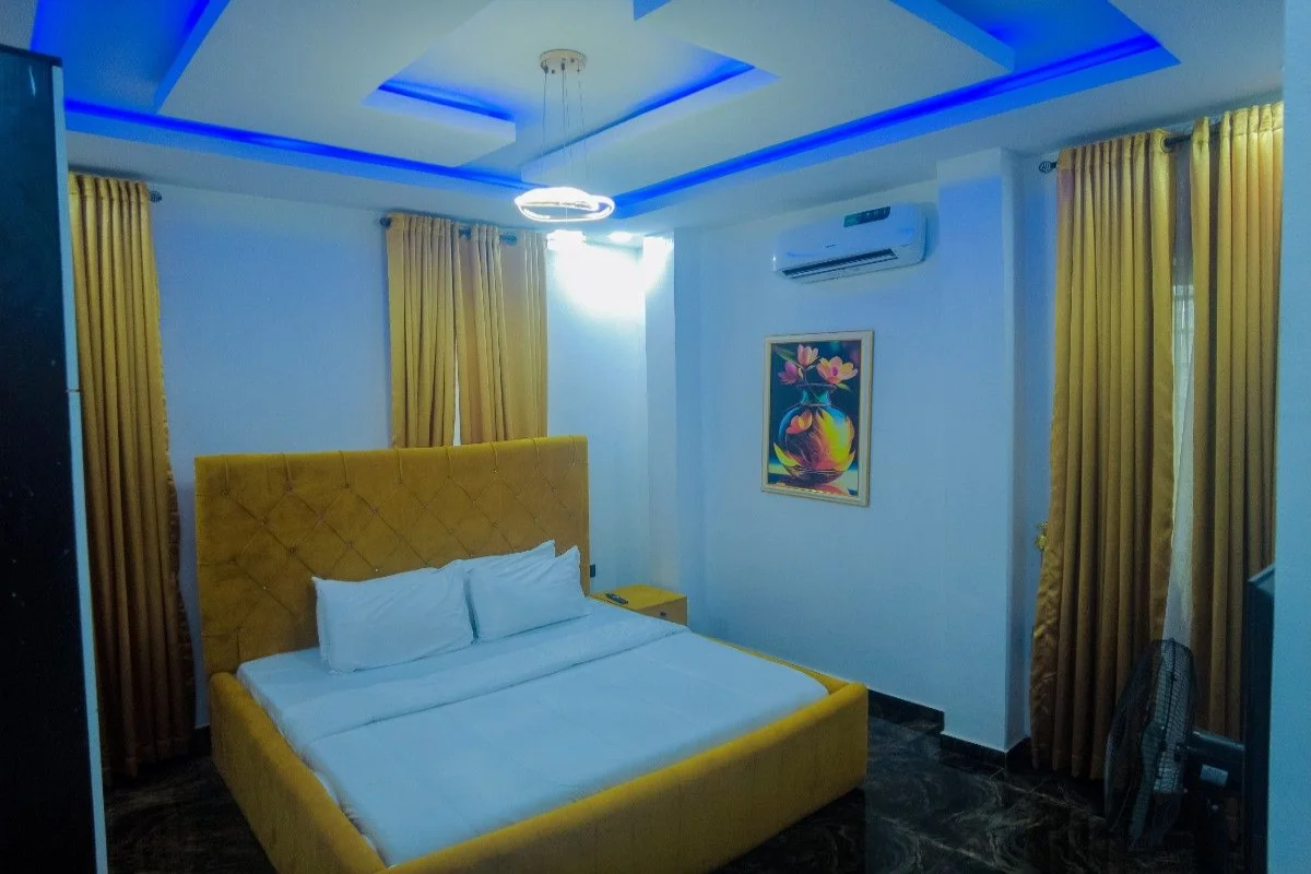 Tindarl ile-ife 2 bedroom