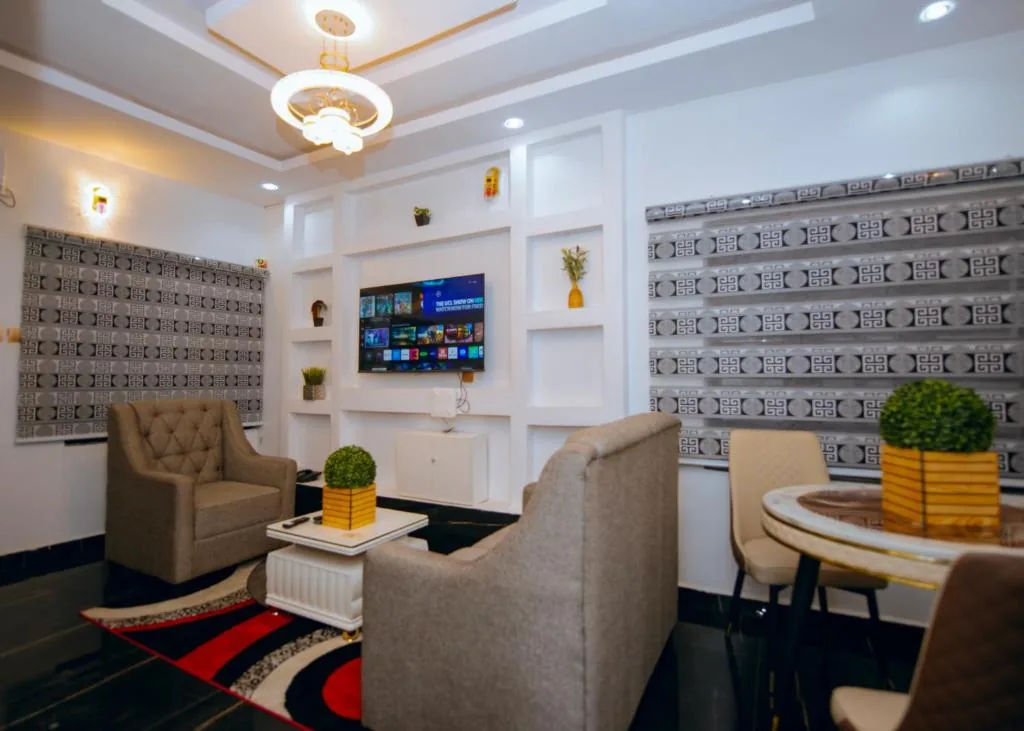 Immaculate 2 Bedrooms