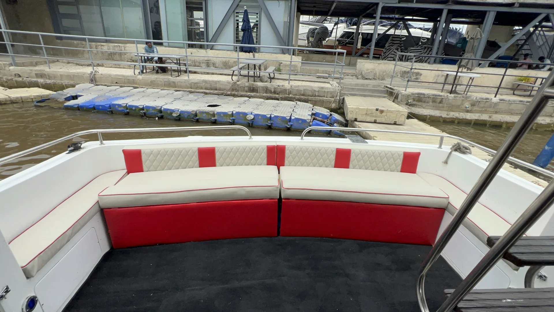 Oyine | Princess 330 Luxury Yacht Cruise