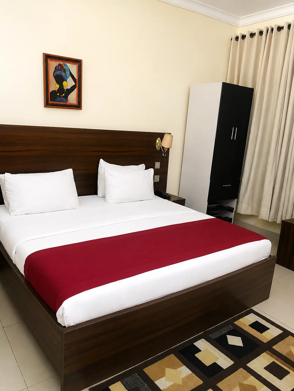 Posh Deluxe I Bed